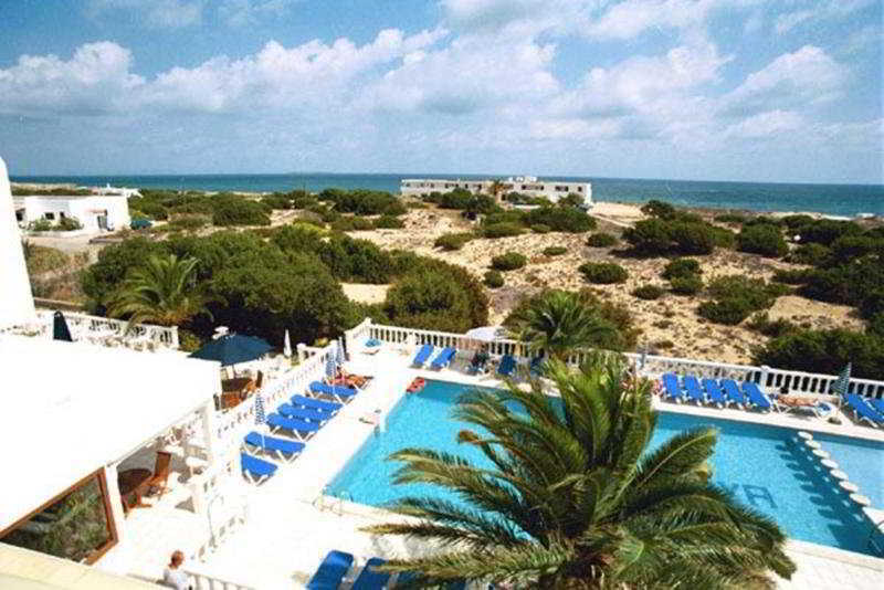 Lago Playa Es Pujols Extérieur photo